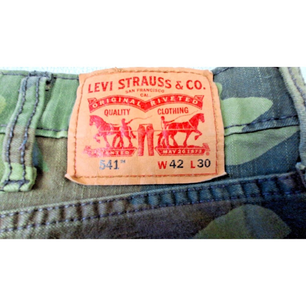 Levi’s 541 Athletic Fit Camo Jeans Mens 42x30 Camouflage Outdoor Hunting Pants - Picture 13 of 13